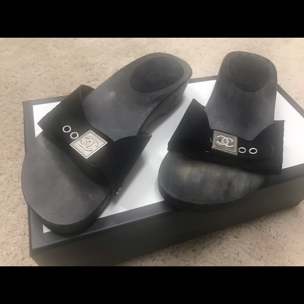 Chanel authentic wood slides , size 5,